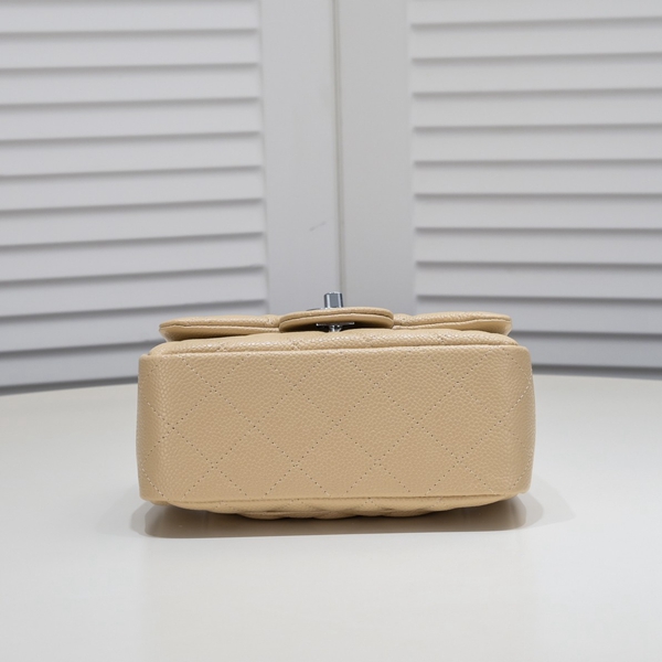 シャネルバッグ内部構造